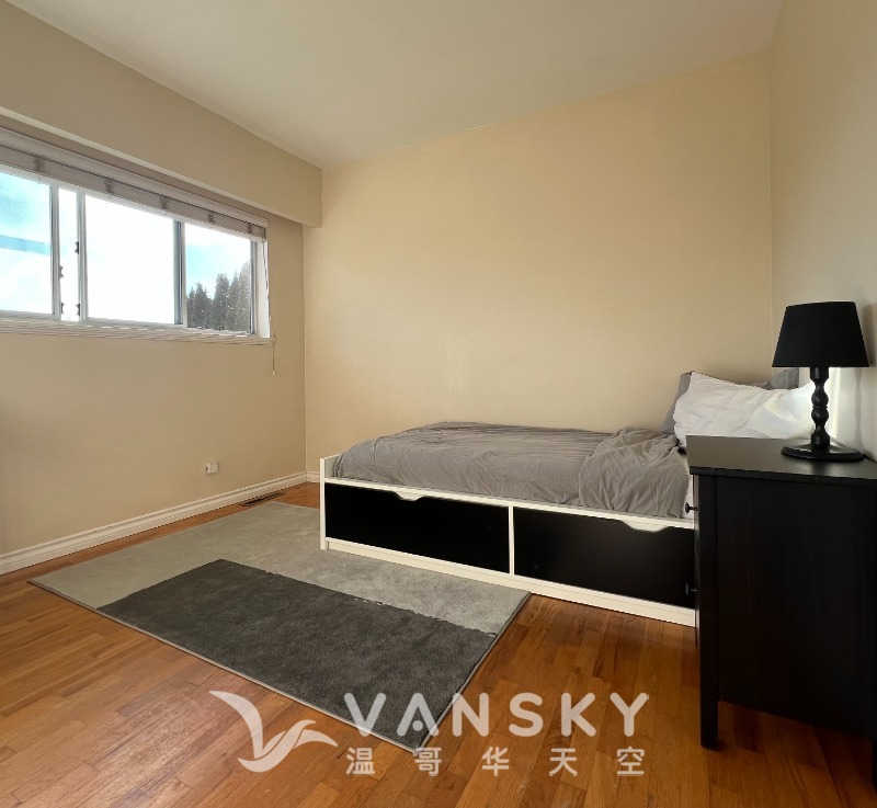 260318182746_AD 2.jpg